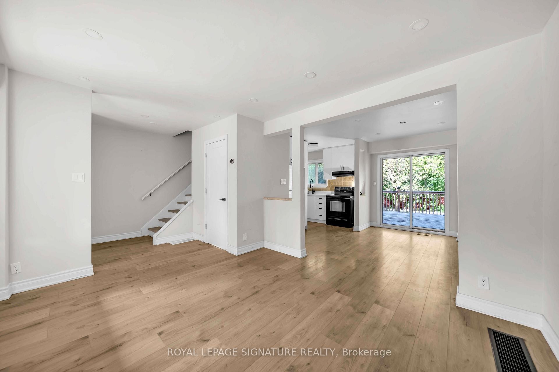 333 Neal Drive, Richmond Hill, ON