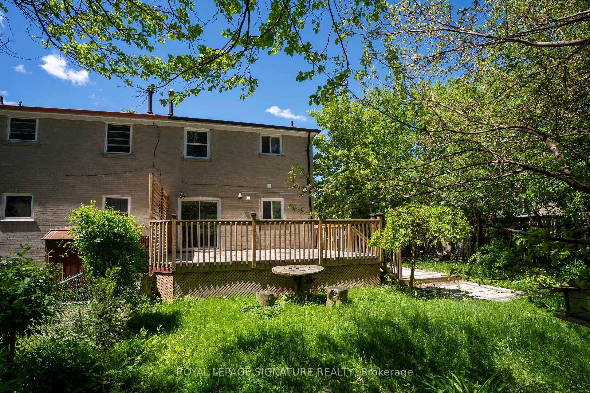 333 Neal Drive, Richmond Hill, ON