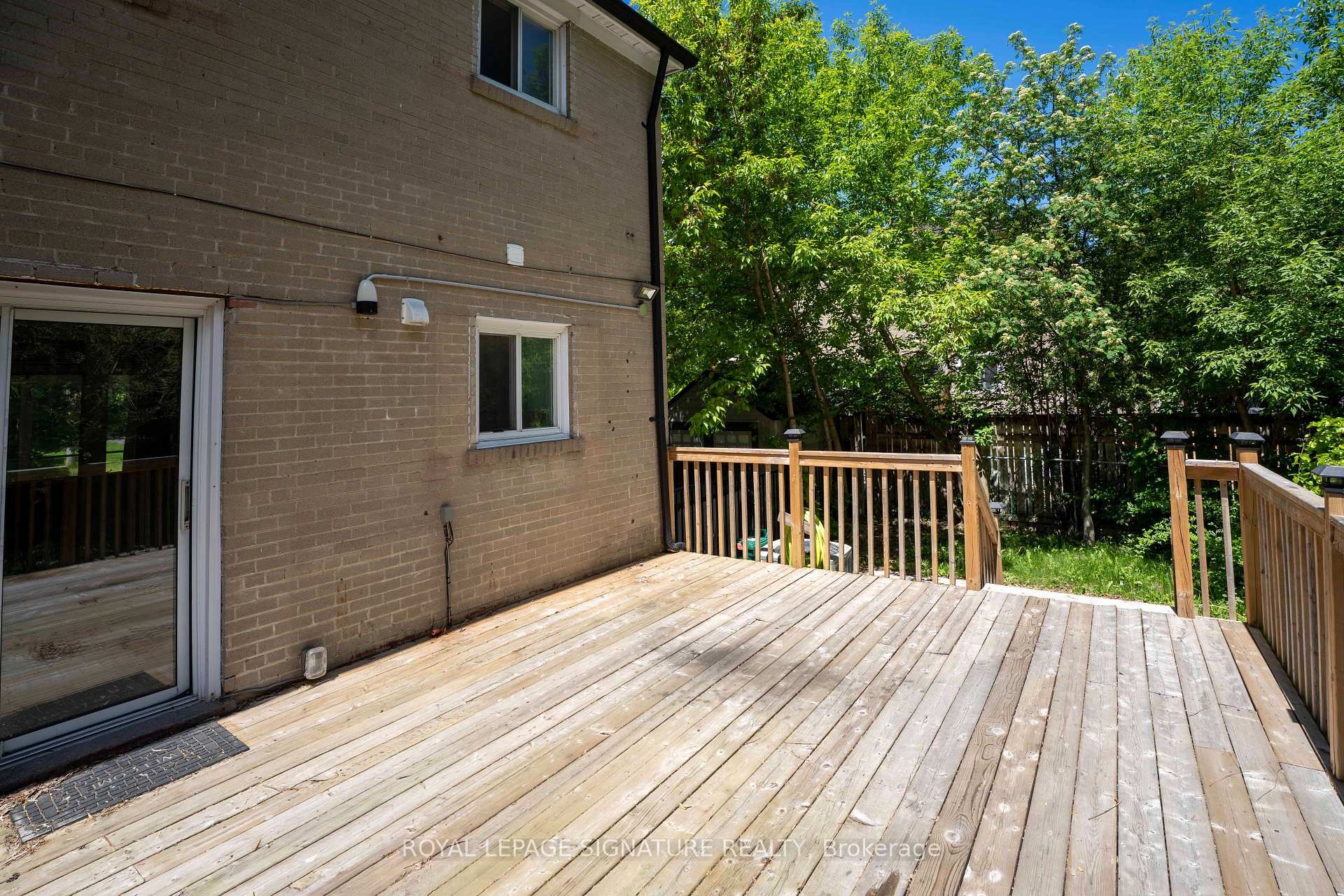 333 Neal Drive, Richmond Hill, ON