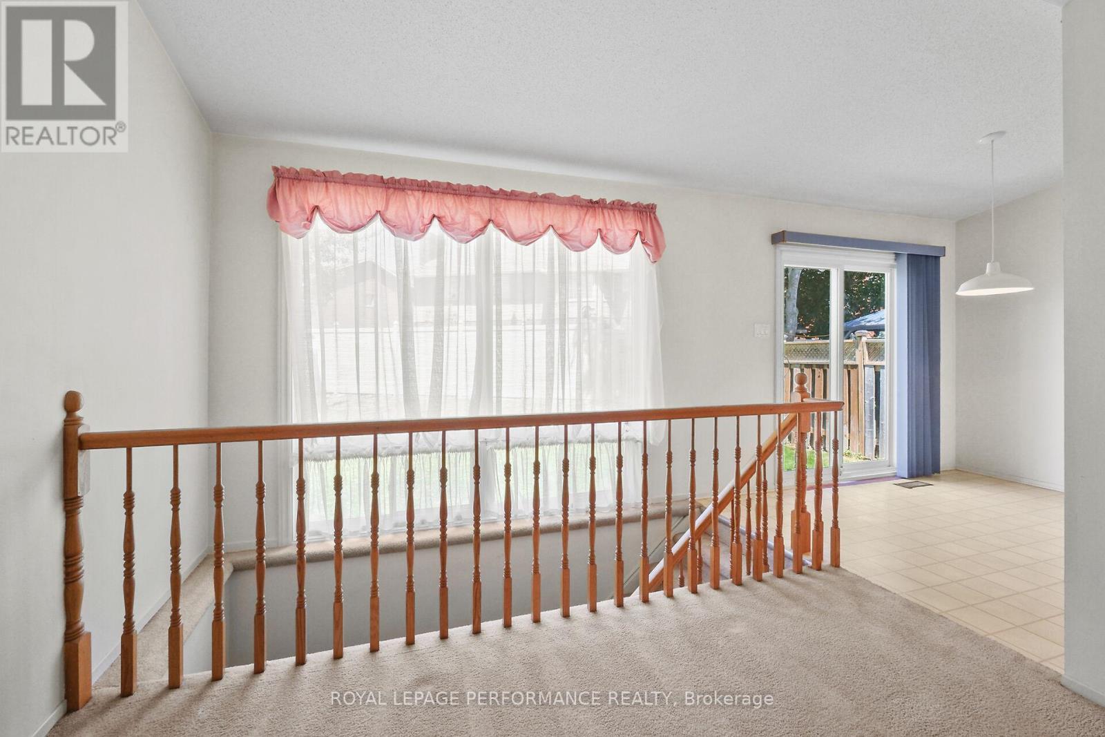 9 Saddle Crescent, Ottawa, ON