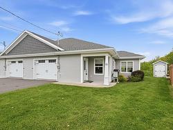 27 Mariner Drive Hantsport, NS B0P 1P0