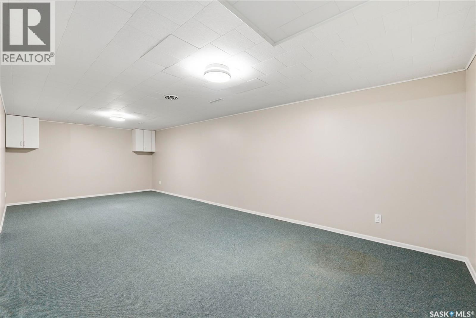 33 Sparling Crescent, Saskatoon, SK - Indoor