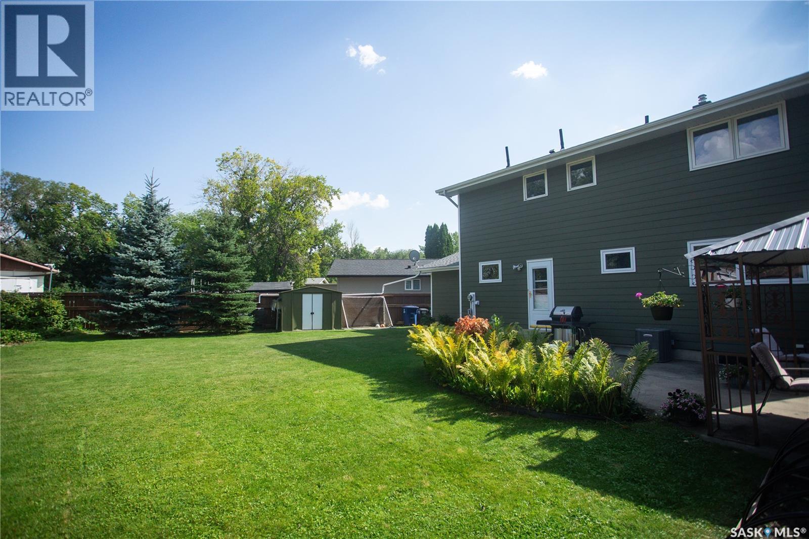33 Sparling Crescent, Saskatoon, SK - Outdoor