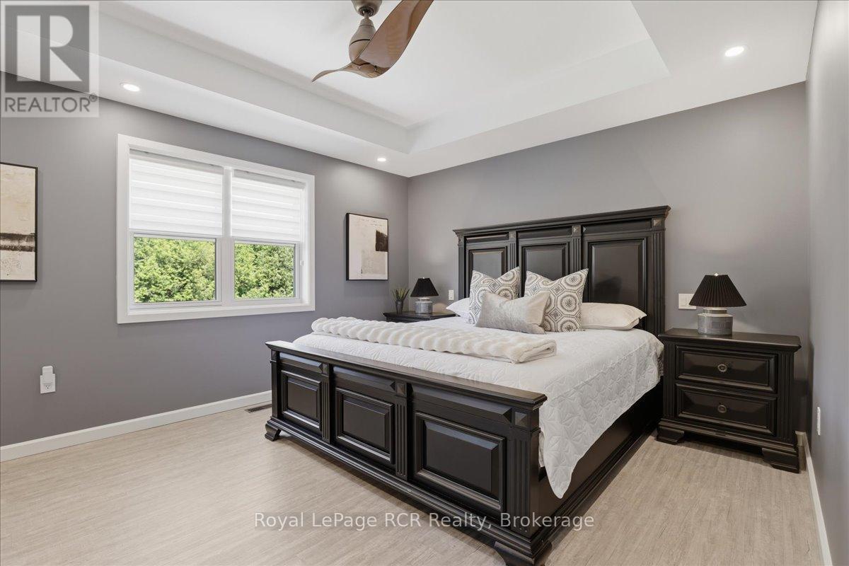 6442 Given Road, Minto, ON - Indoor Photo Showing Bedroom