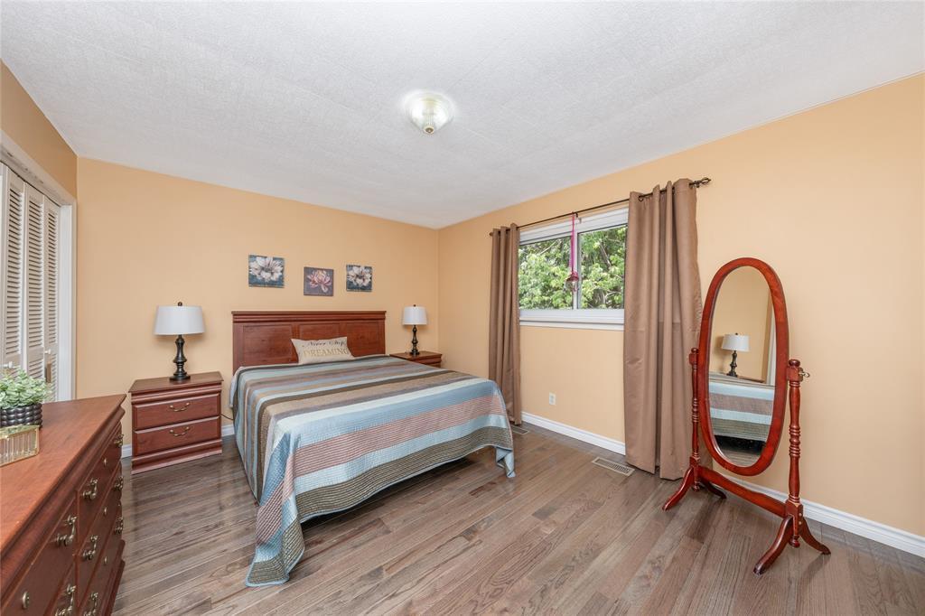 893 Cathcart Boulevard, Sarnia, ON