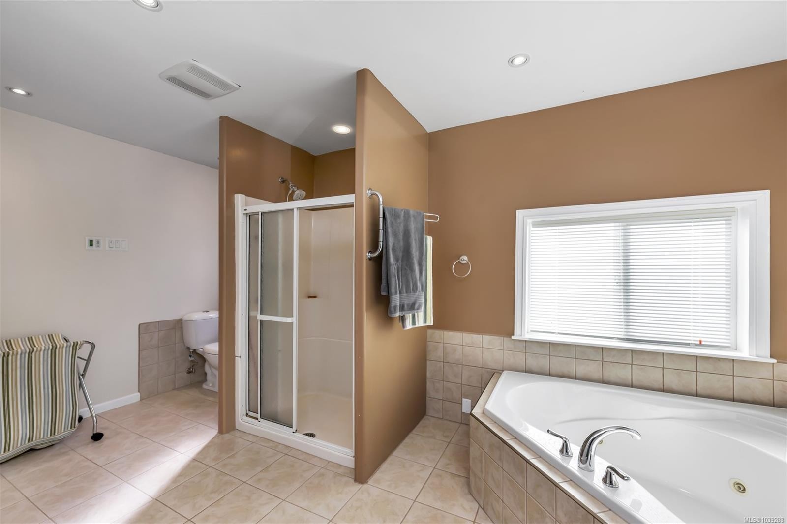 7220 Walton Rd, Honeymoon Bay, BC
