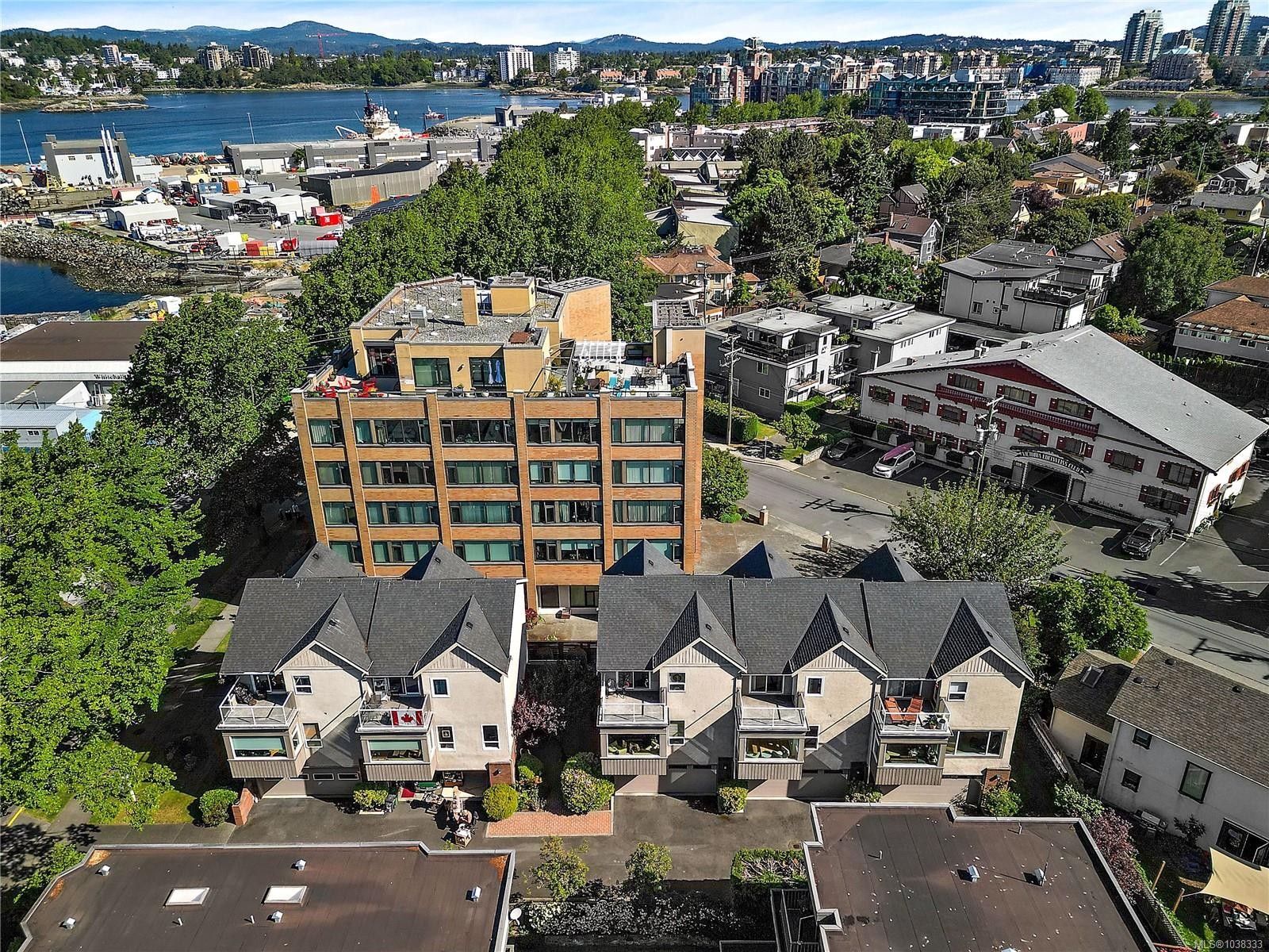 #4-108 Dallas Rd, Victoria, BC