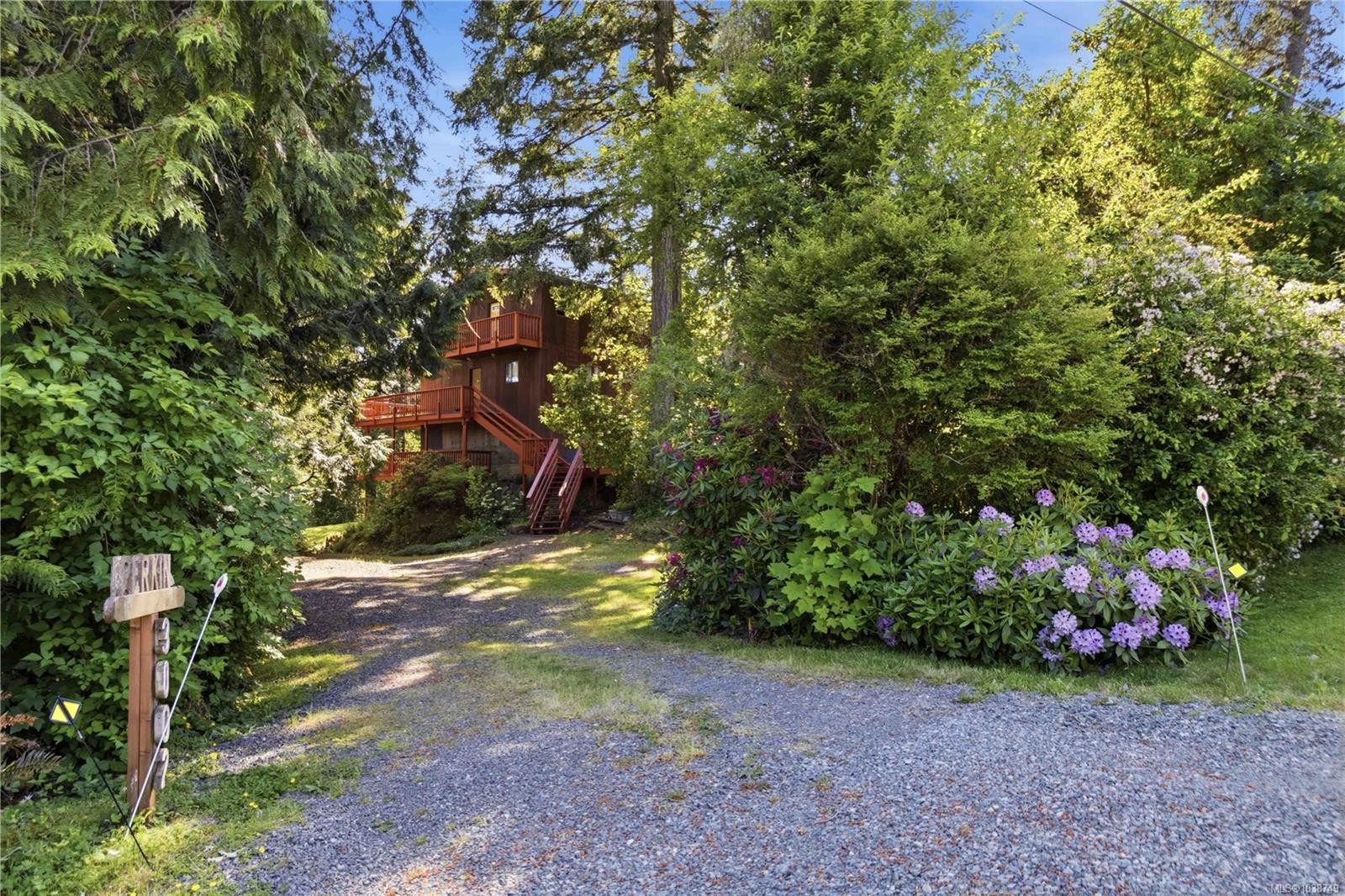 3002 Manzer Rd, Sooke, BC