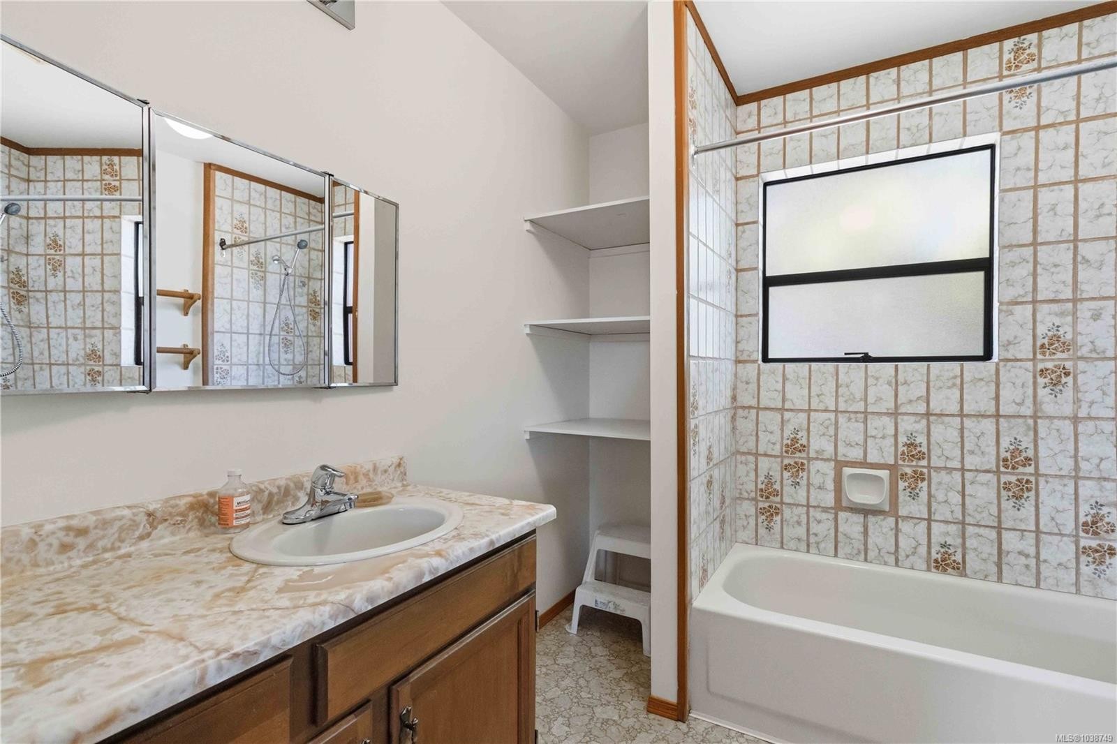 3002 Manzer Rd, Sooke, BC