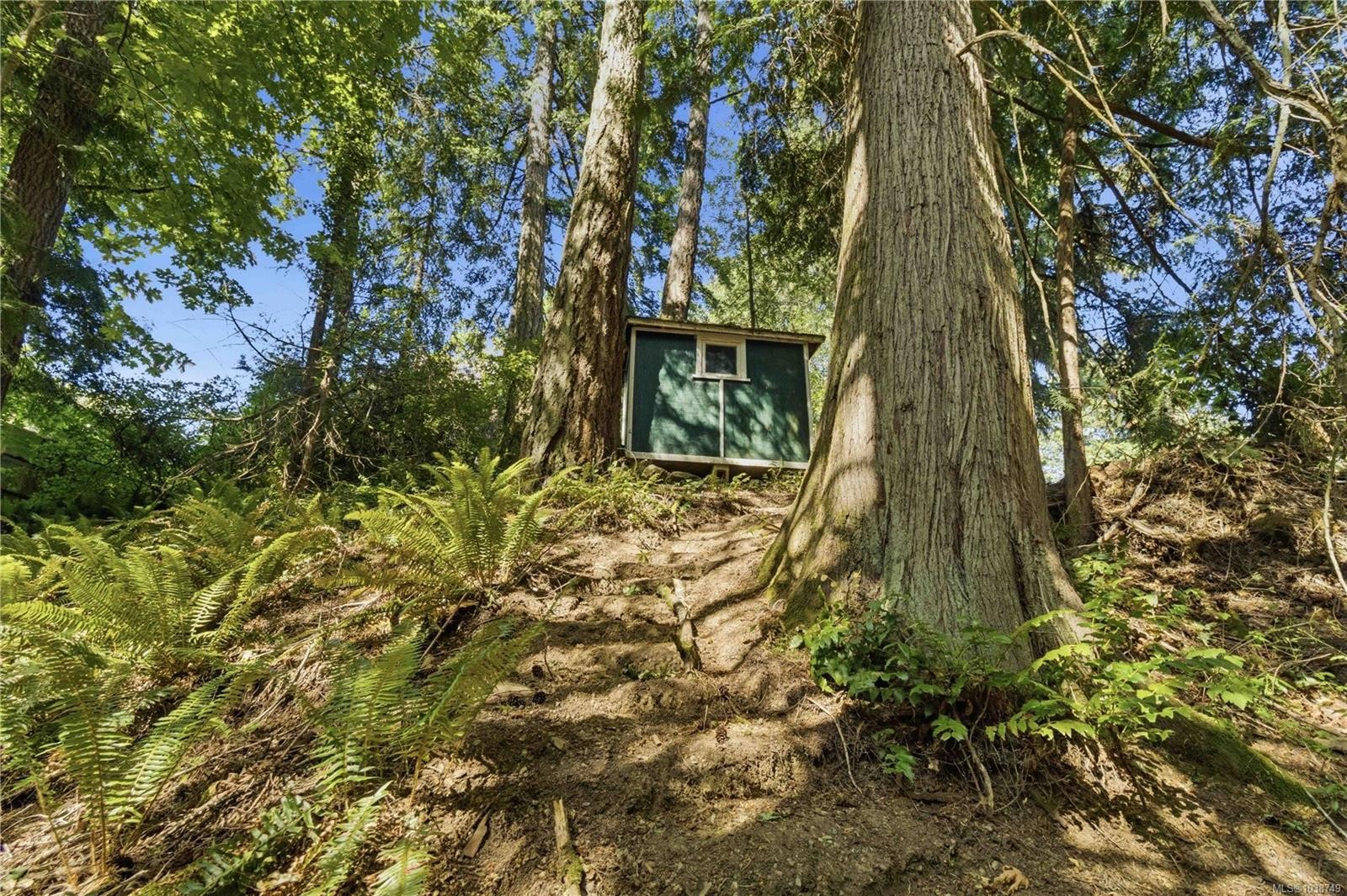 3002 Manzer Rd, Sooke, BC