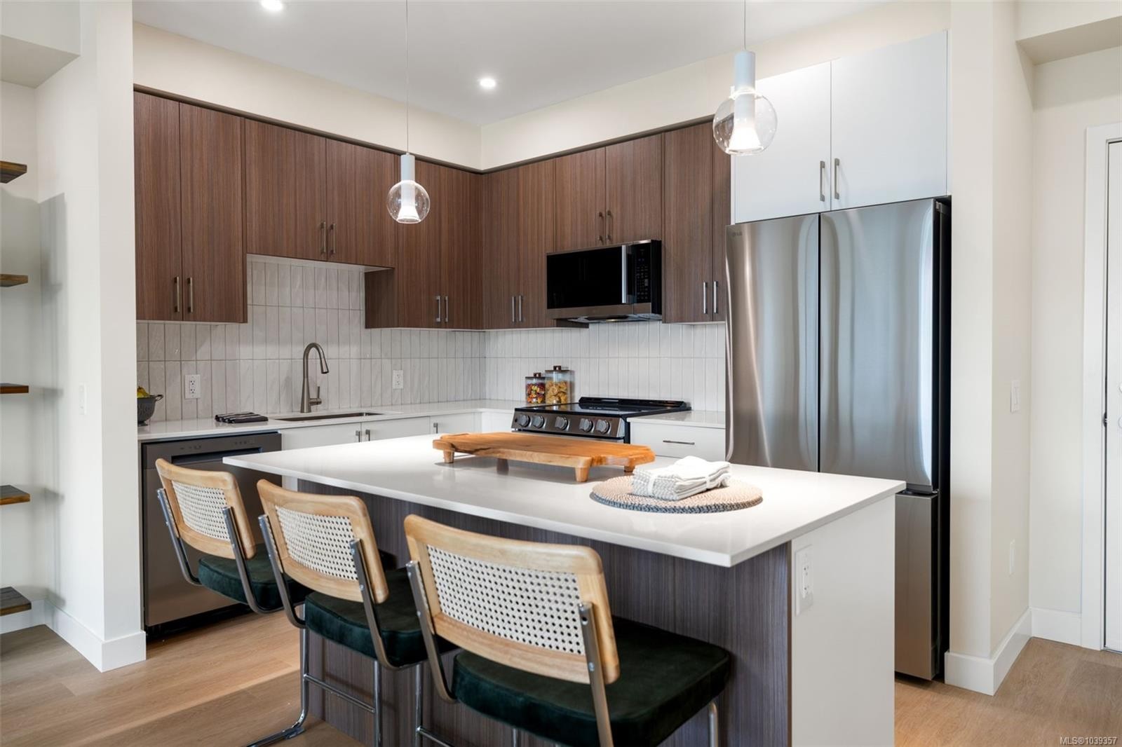 #310-777 Station Ave, Langford, BC