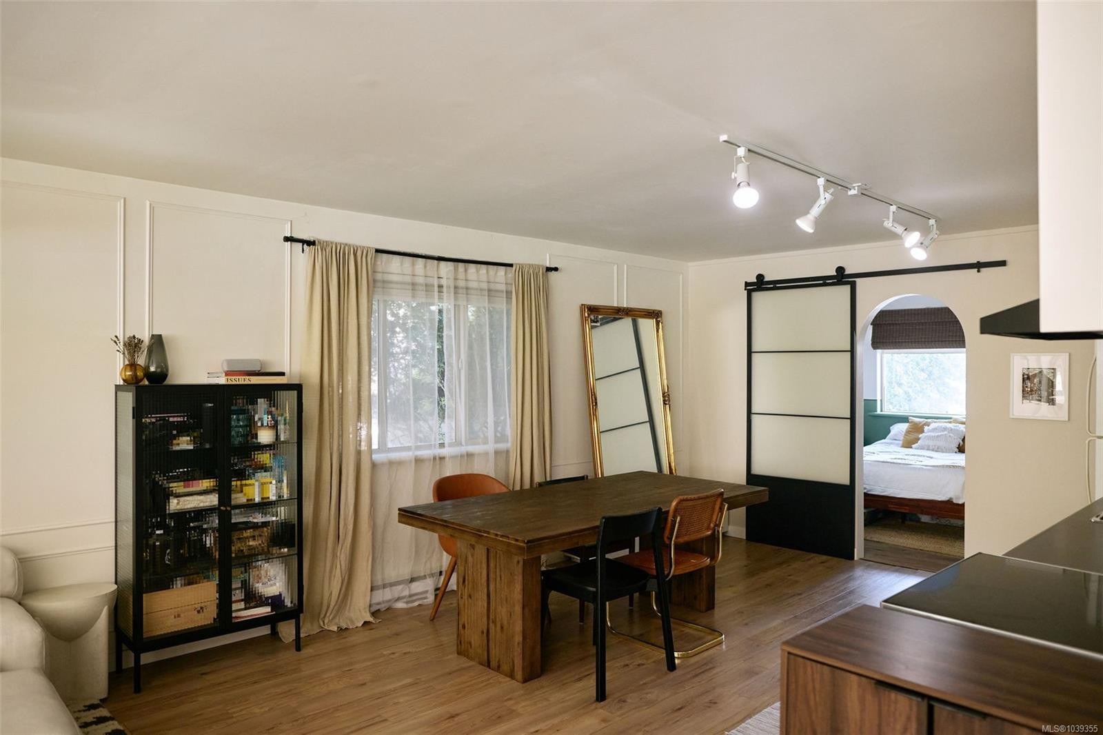 #3-407 William St, Victoria, BC