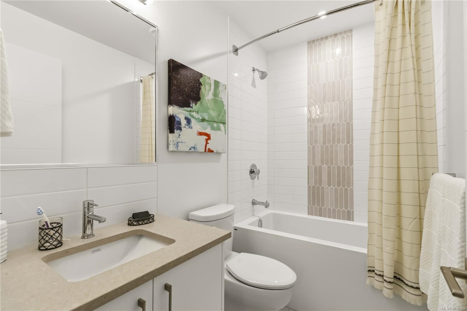 #301-990 Doumac Ave, Saanich, BC
