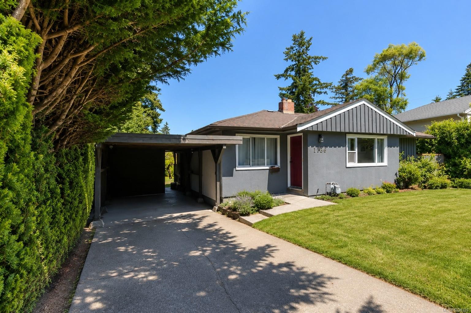 1736 Cedar Hill Cross Rd, Saanich, BC