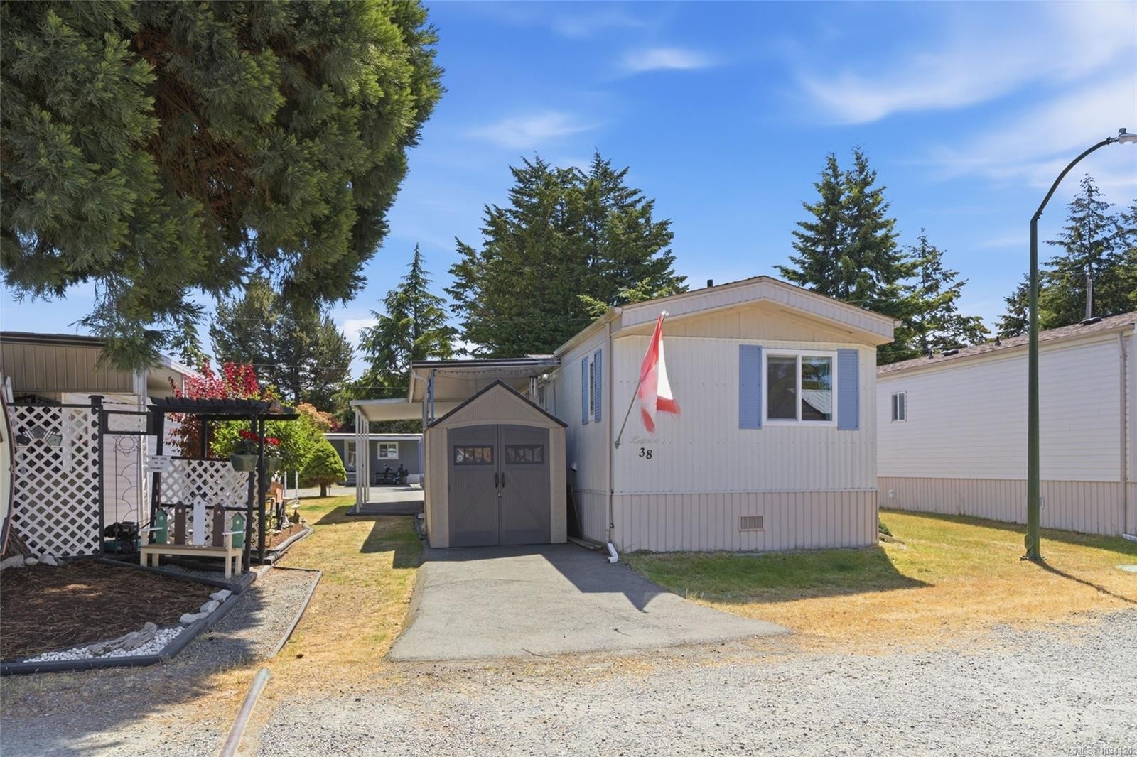 #38-150 Corfield St North, Parksville, BC