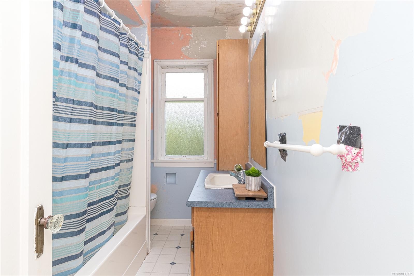336 Irving Rd, Victoria, BC