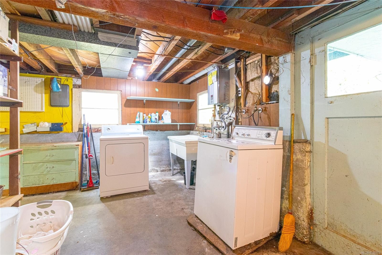 336 Irving Rd, Victoria, BC
