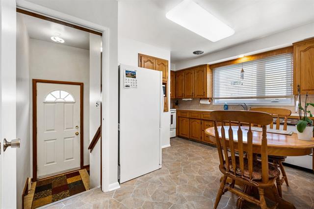 63 Teakwood Ave, Winnipeg, MB