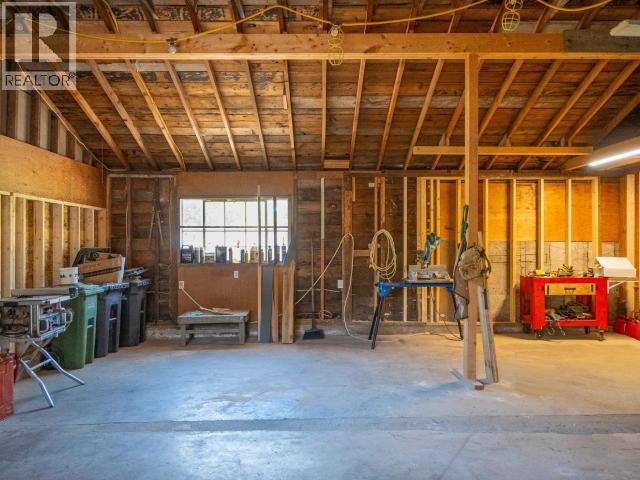 6896 Drake Street, Powell River, BC