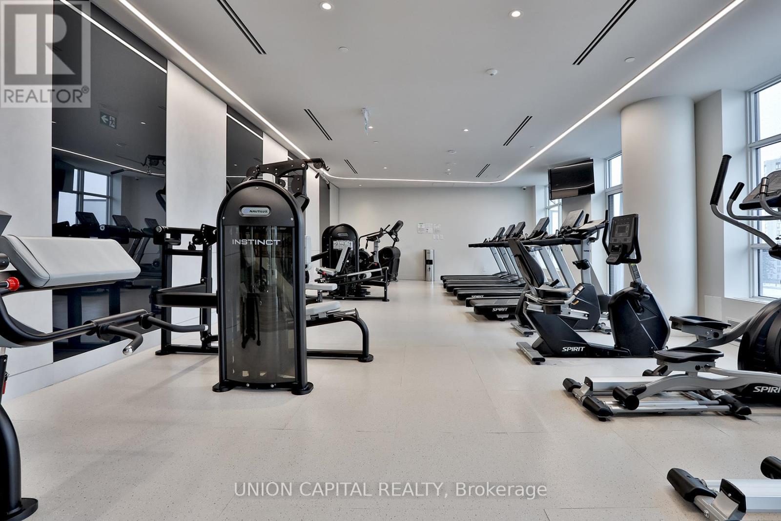 1002 - 30 Upper Mall Way, Vaughan, ON