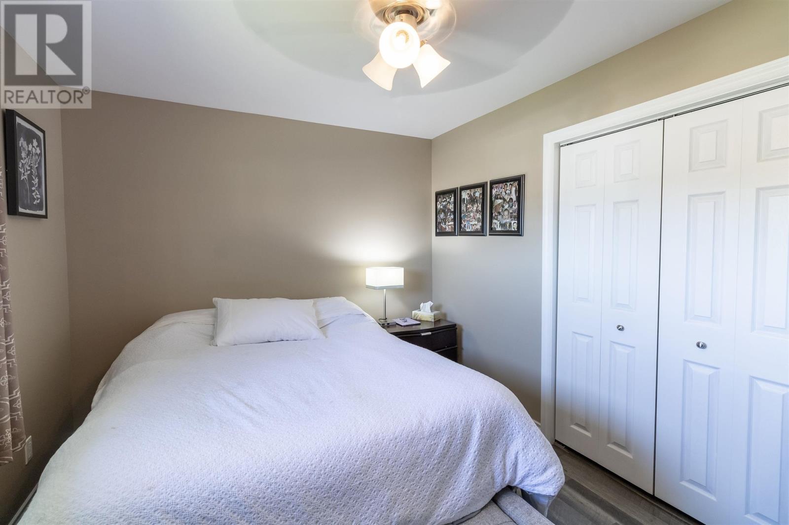 8 Dawson Ave, Sault Ste. Marie, ON - Indoor Photo Showing Bedroom
