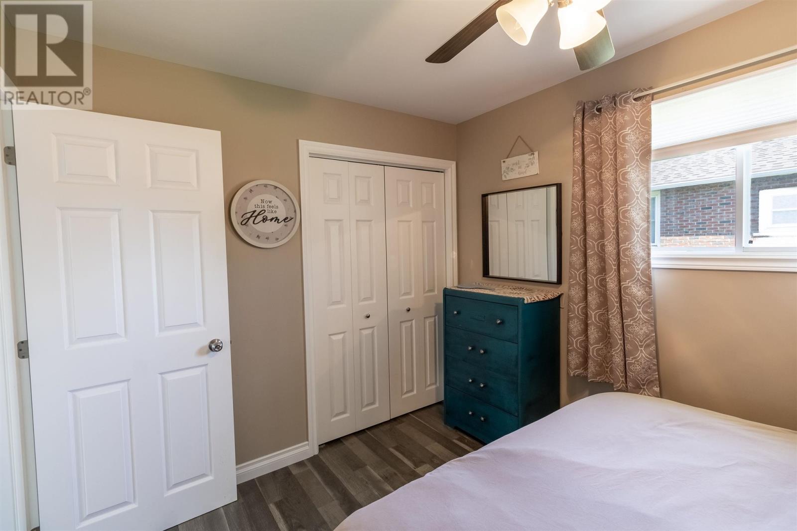 8 Dawson Ave, Sault Ste. Marie, ON - Indoor Photo Showing Bedroom
