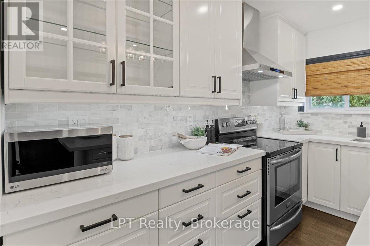 667 Wickens Avenue, Burlington (Lasalle), ON