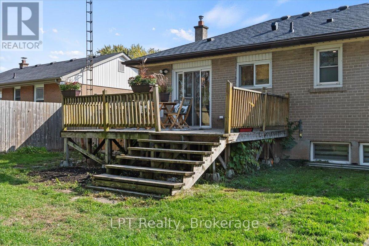 667 Wickens Avenue, Burlington (Lasalle), ON