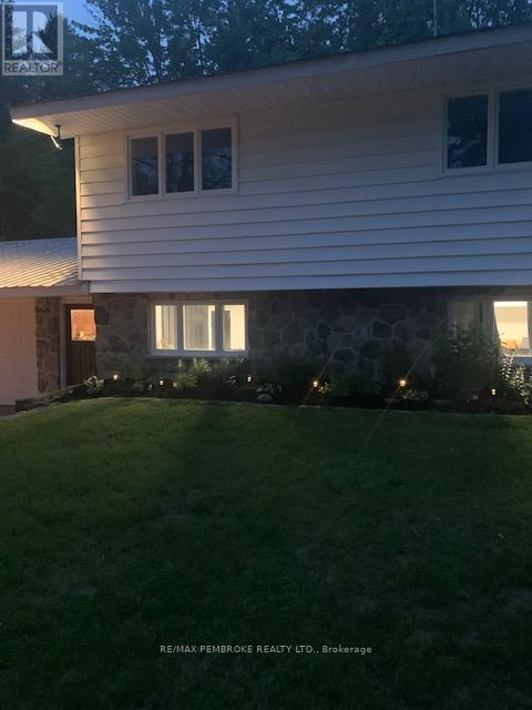 410 Green Lake Road, North Algona Wilberforce, ON