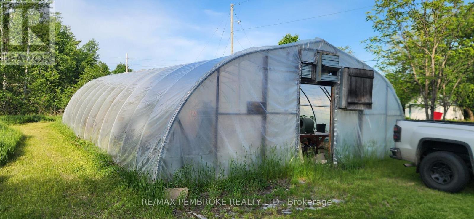 LARGE green house - 410 Green Lake Road, North Algona Wilberforce, ON