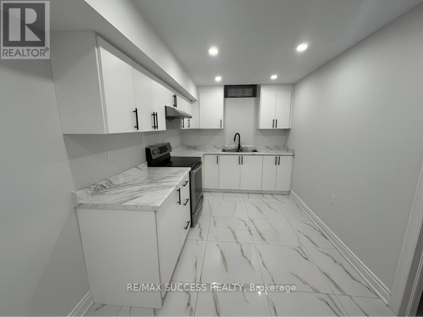 64 Garth Trails Crescent, Hamilton, ON
