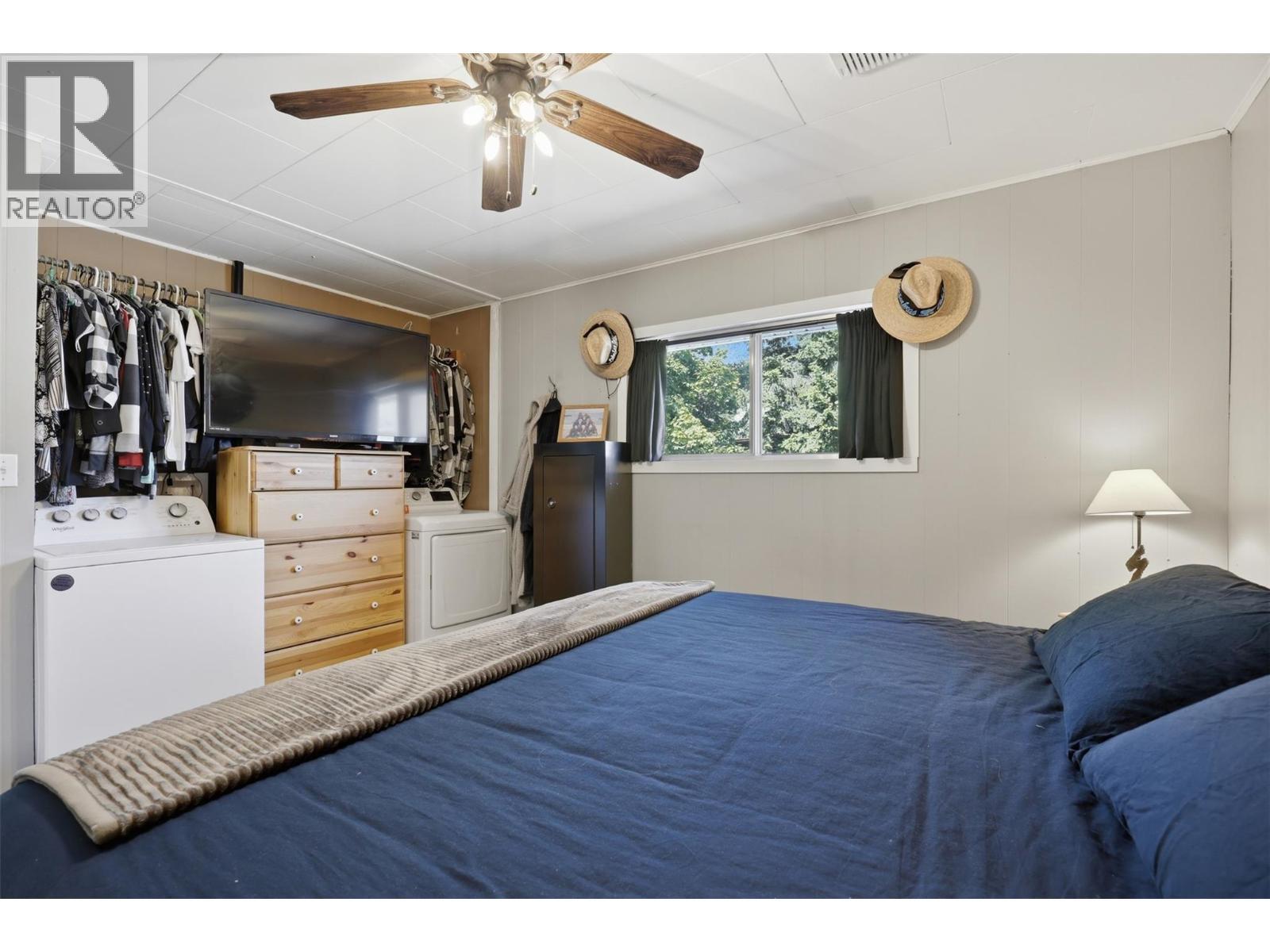 3191 Yellowhead Highway S, Barriere, BC