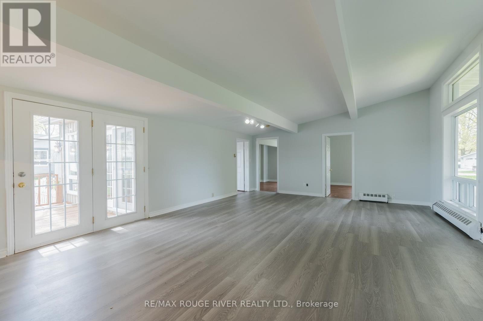 30 Edgewater Drive, Selwyn, ON