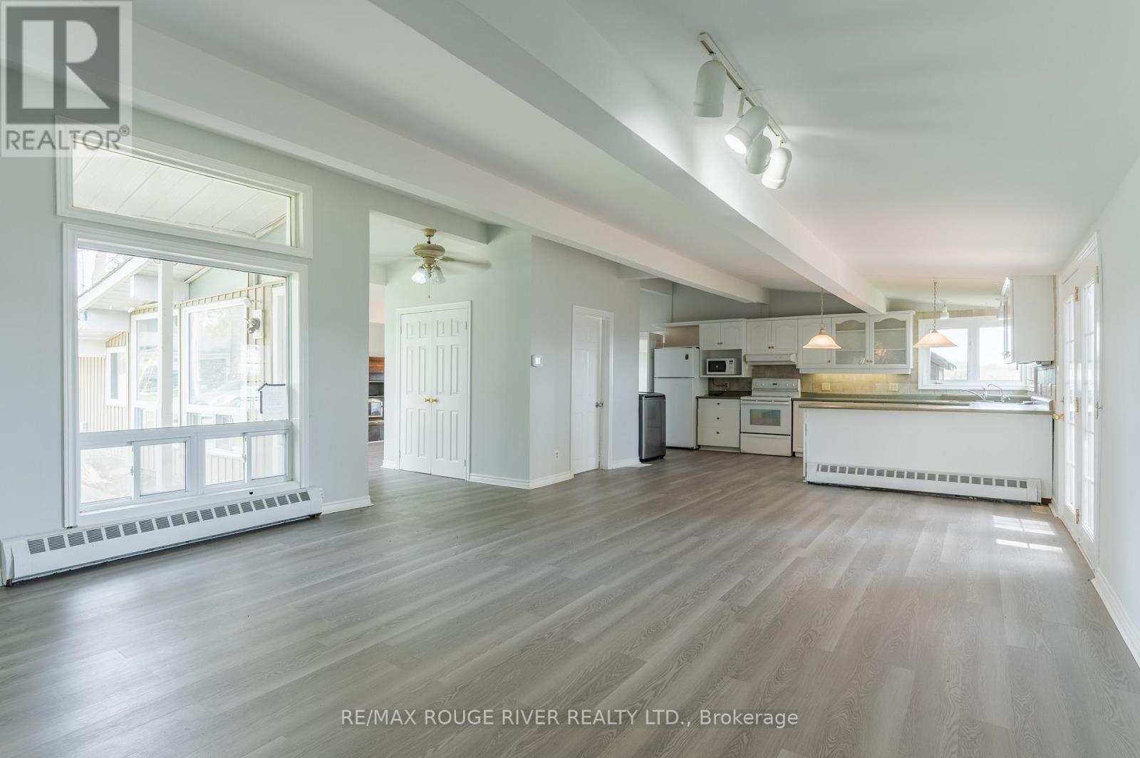 30 Edgewater Drive, Selwyn, ON