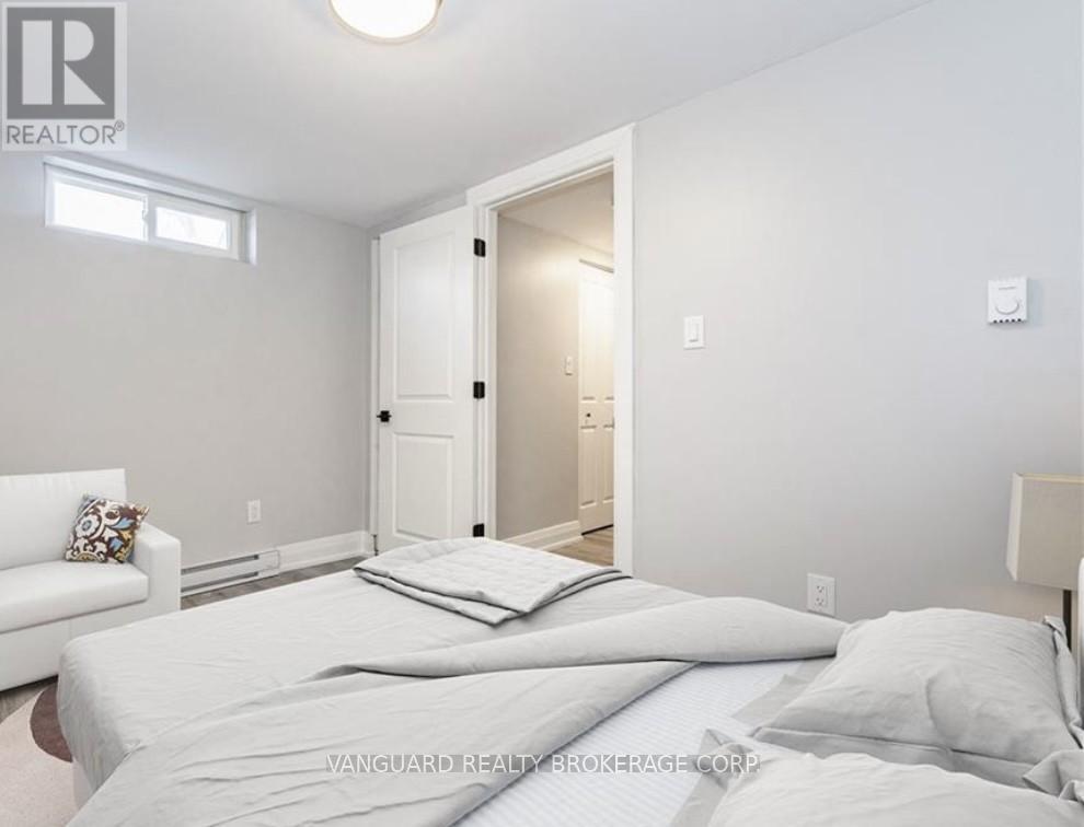 135 Pollock Avenue, Cambridge, ON