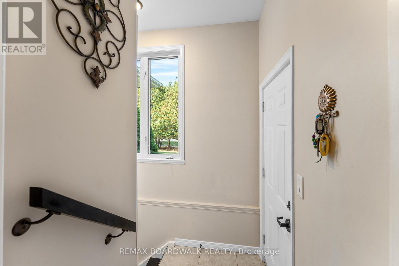 Separate Entrance Accessible Directly from Garage - 14 Panandrick View Drive, Ottawa, ON