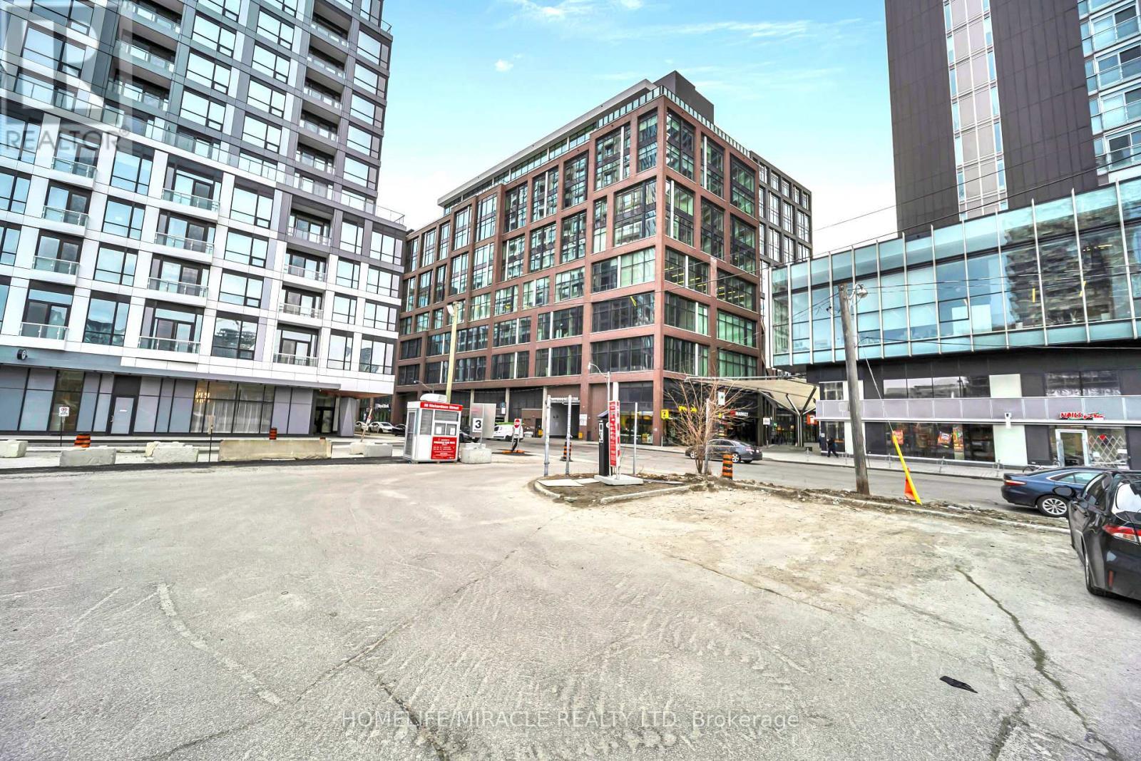 721 - 130 Queens Quay E, Toronto, ON