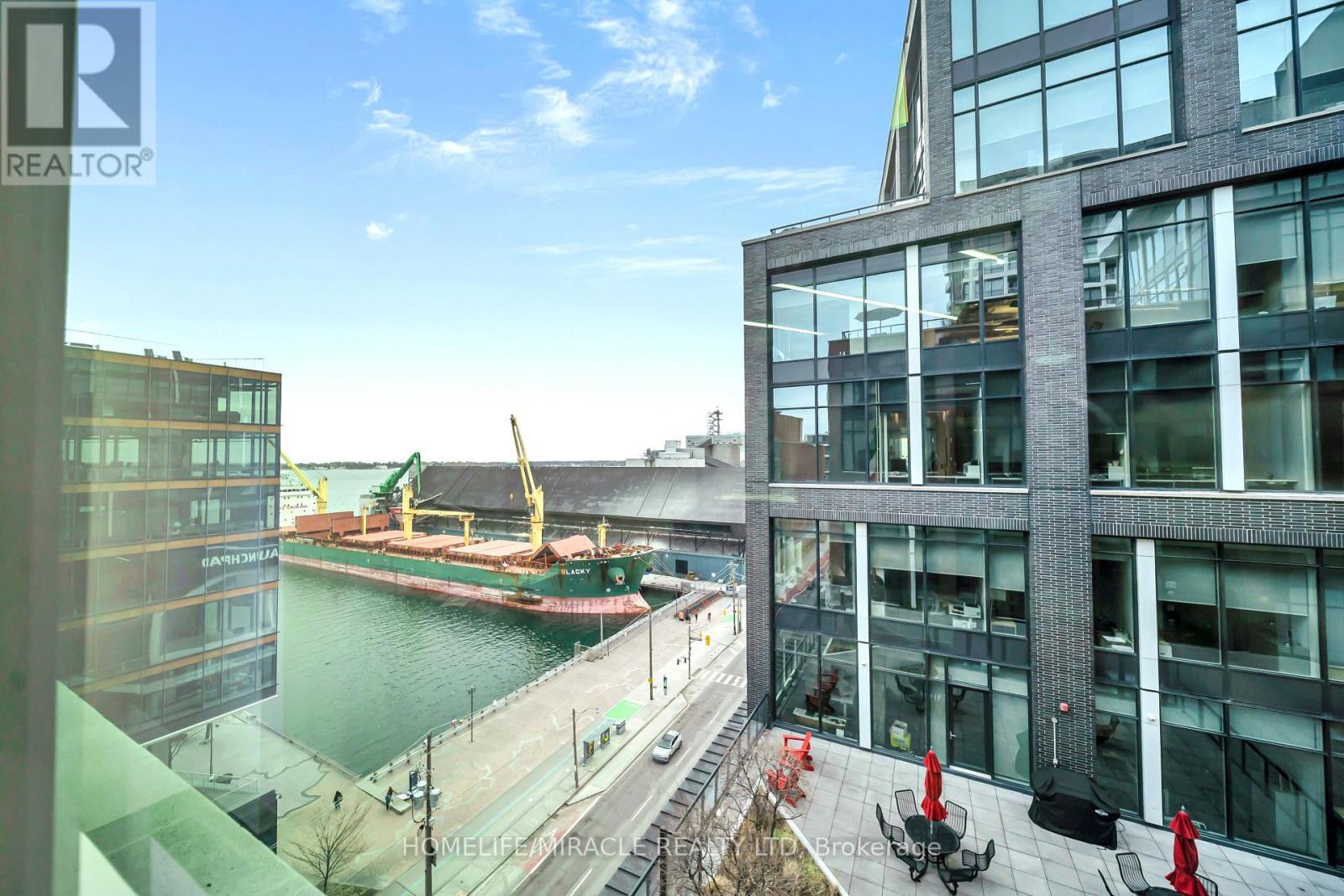 721 - 130 Queens Quay E, Toronto, ON