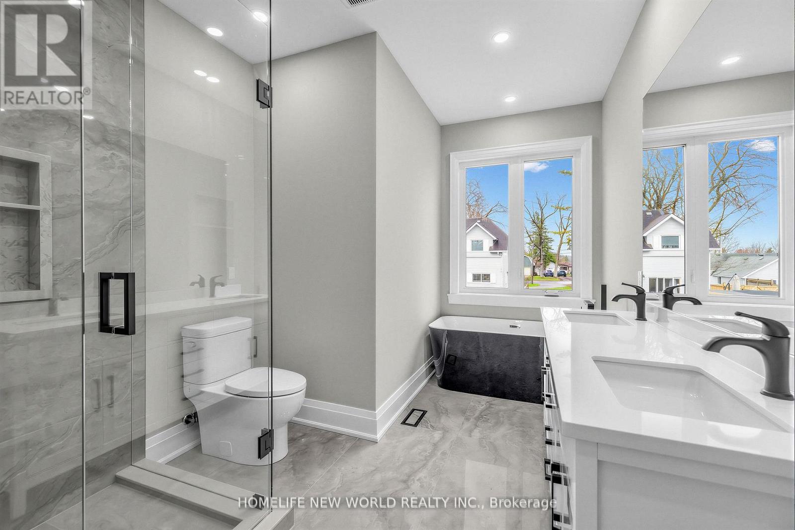 225 Sunnybrae Avenue, Innisfil, ON