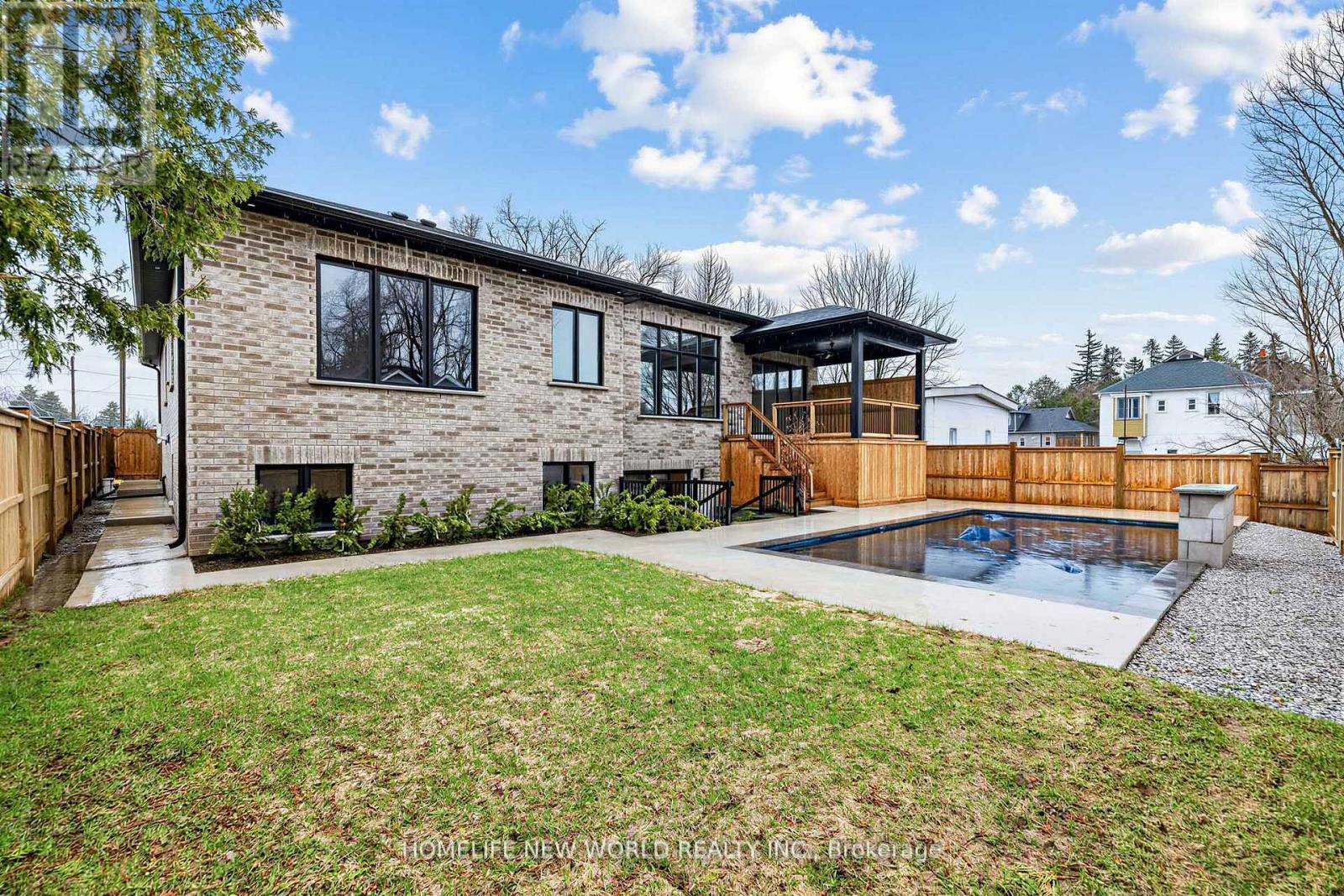 225 Sunnybrae Avenue, Innisfil, ON