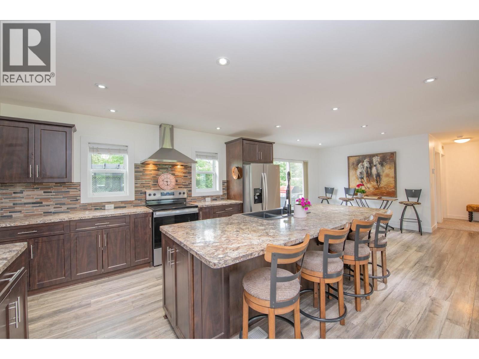 272 Lumby Mabel Lake Road, Lumby, BC