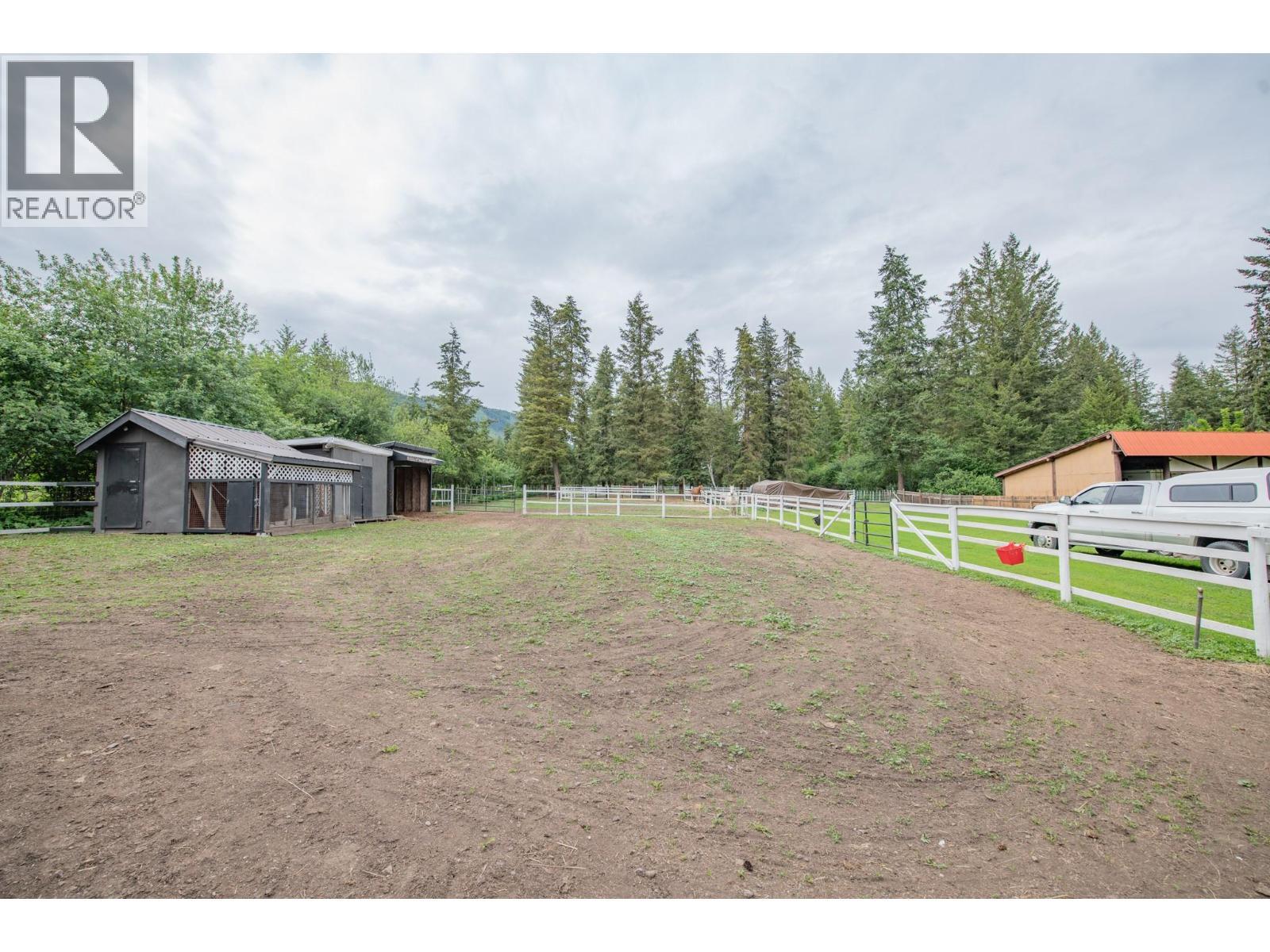 272 Lumby Mabel Lake Road, Lumby, BC