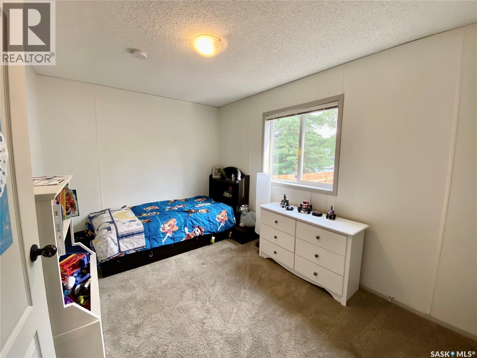 114 3 Street E, Carnduff, SK