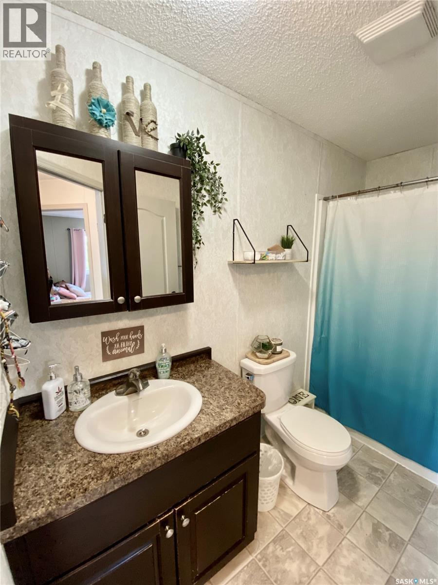 114 3 Street E, Carnduff, SK