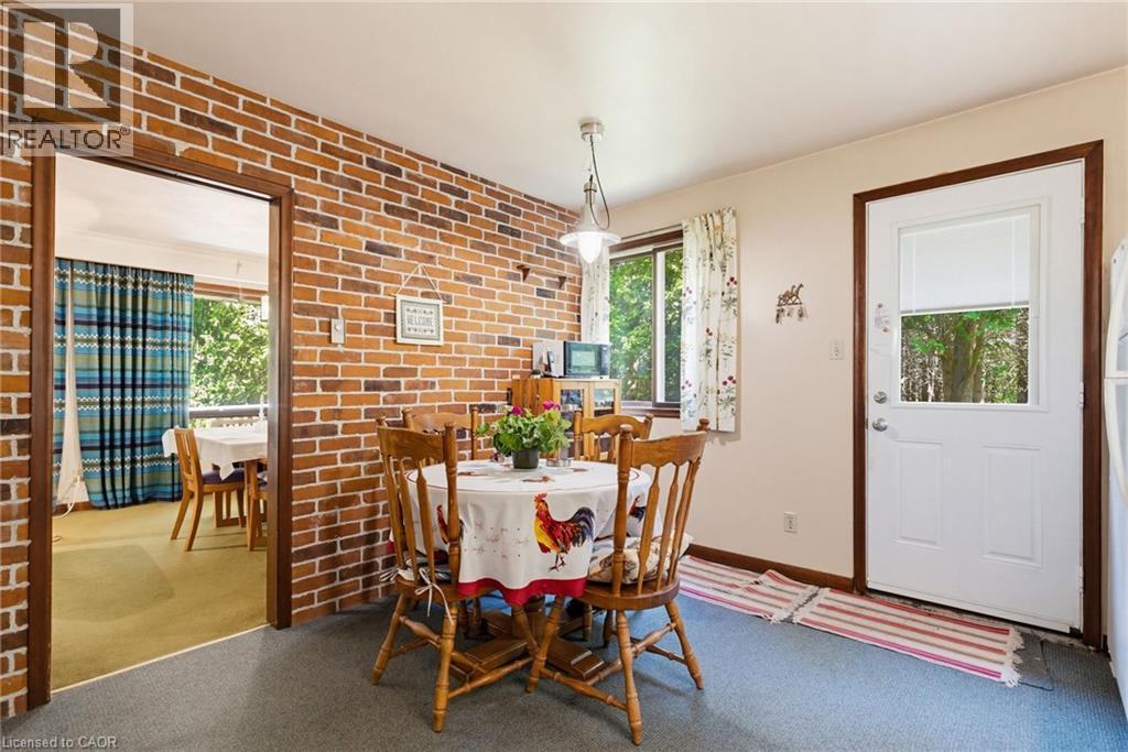 1265 Britannia Road, Burlington, ON - Indoor Photo Showing Dining Room