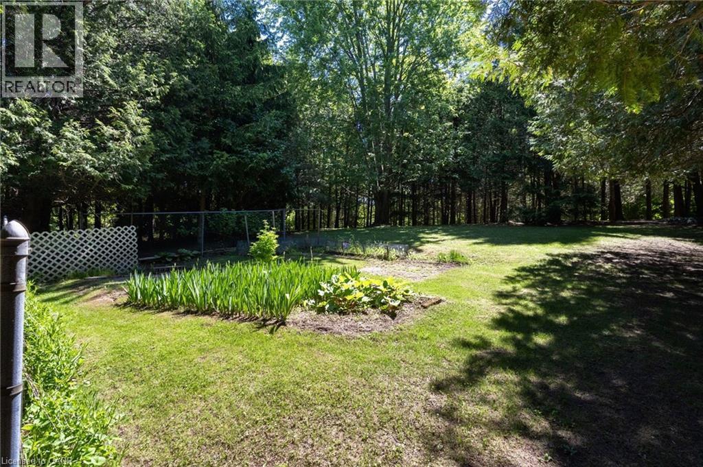 1265 Britannia Road, Burlington, ON - Outdoor