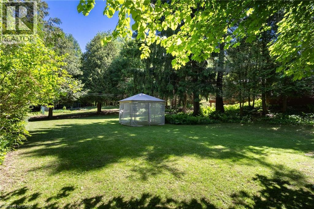 1265 Britannia Road, Burlington, ON - Outdoor