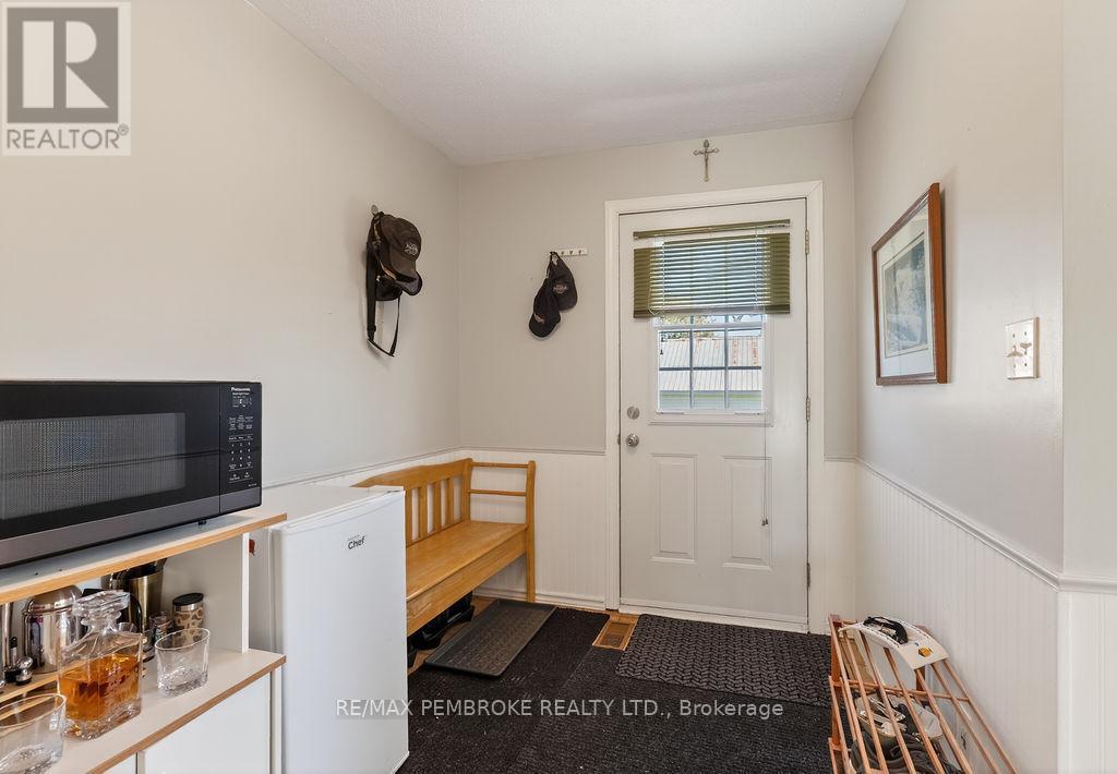 466 Gourley Avenue, Pembroke, ON