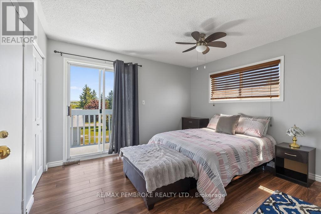 466 Gourley Avenue, Pembroke, ON