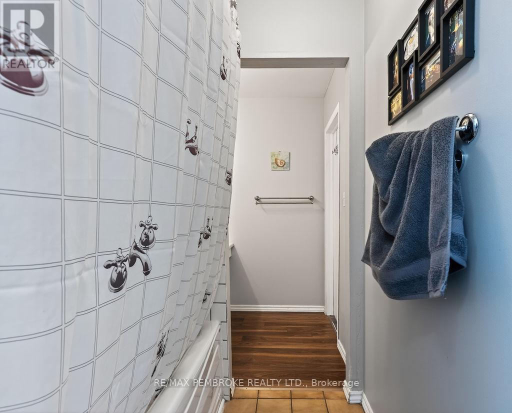 466 Gourley Avenue, Pembroke, ON